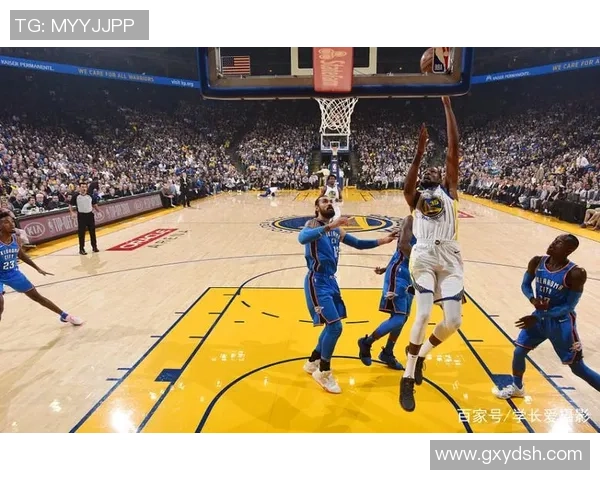 2015年勇士与雷霆季后赛对决全景回顾及精彩瞬间分析