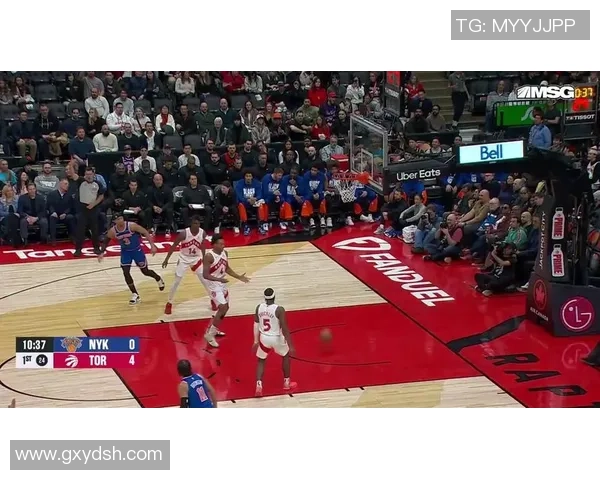 唐斯与西蒙斯的对决：谁能在NBA赛场上更胜一筹