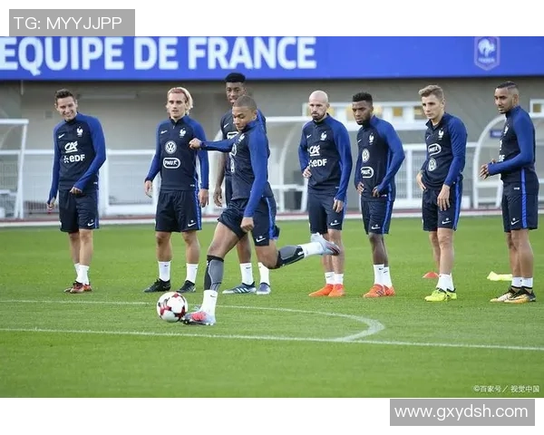 拜仁慕尼黑与AC米兰激情对决谁能在欧冠赛场笑到最后 拜仁慕尼黑与AC米兰激情对决谁能在欧冠赛场笑到最后