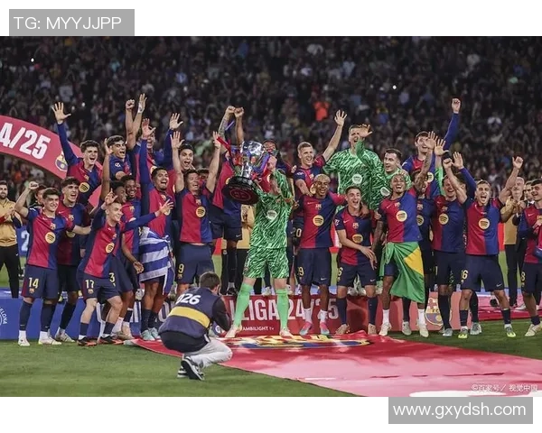 福冈黄蜂与横滨的精彩对决比分揭晓,赛季走势分析与未来展望 福冈黄蜂与横滨的精彩对决比分揭晓,赛季走势分析与未来展望